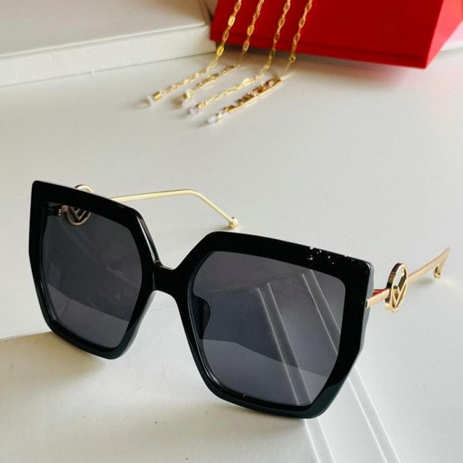 Fendi Sunglasses AAA+ ID:20220420-816